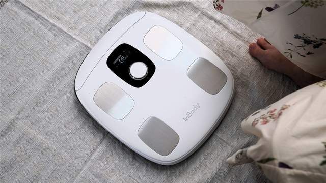 3频8电极+12项数据+97%准确率有点全面开元棋牌网站InBody体脂秤H30评测:(图4) 3频8电极+12项数据+97%准确率有点全面开元棋牌网站InBody体脂秤H30评测:(图4)